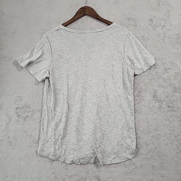 NEW Jessica Simpson Women's Size L Flutter Sleeve Top, Gray - Picture 2 of 6